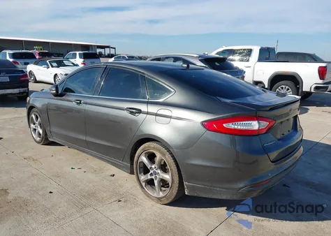 2015 Ford Fusion Se z USA, uszkodzony, nr VIN 1FA6P0H76F5125240